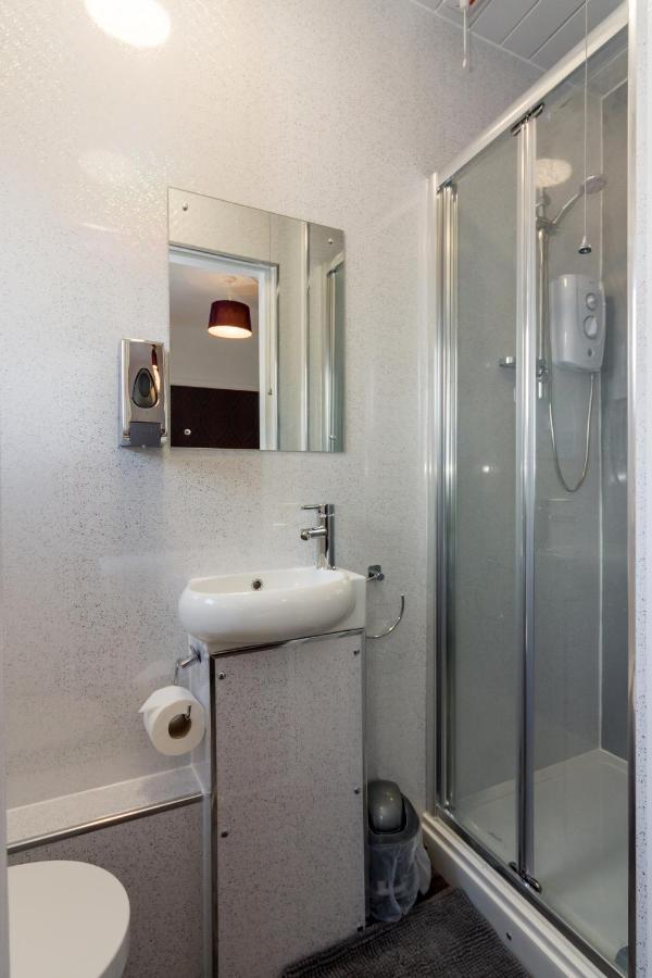 The Fountaindale 4*